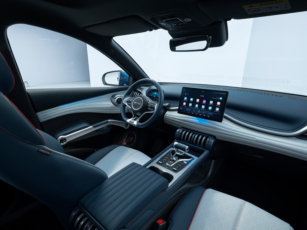 03、ATTO3_LHD_Interior_Driver seat_download_JPG 2500px (1)
